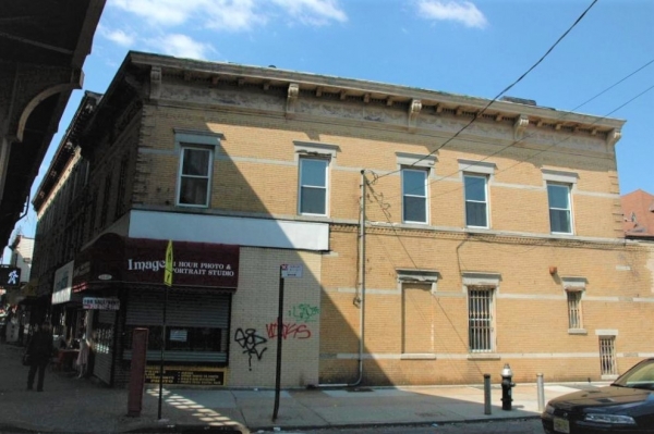 Listing Image #1 - Multi-Use for sale at 111-27 Jamaica Ave, Richmond Hill NY 11418 Listing Image #1 - Multi-Use for sale at 111-27 Jamaica Ave, Richmond Hill NY 11418