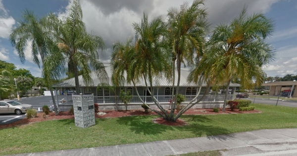 Listing Image #1 - Office for sale at 6710 Winkler Rd., Fort Myers FL 33919