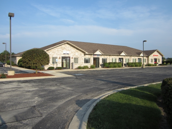 Listing Image #1 - Office for sale at 19550 S Harlem Ave, Frankfort IL 60423