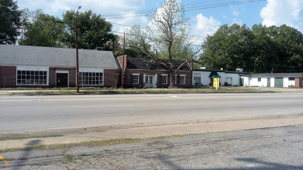 Listing Image #1 - Retail for sale at 92 Powe Street, Cheraw SC 29520