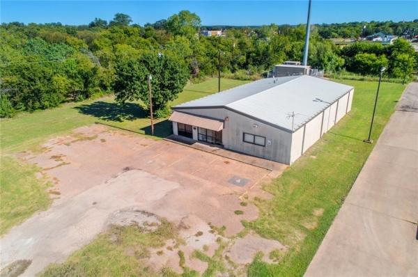 Listing Image #2 - Industrial for sale at 1405 Security DR, Cleburne TX 76033