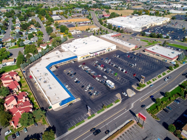 Listing Image #1 - Retail for sale at 731 N Columbia Center Blvd, Kennewick WA 99336 Listing Image #1 - Retail for sale at 731 N Columbia Center Blvd, Kennewick WA 99336