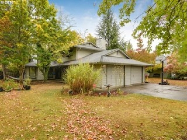 Listing Image #2 - Multi-family for sale at 10935 SW Garden Park Pl., Tigard OR 97223 Listing Image #2 - Multi-family for sale at 10935 SW Garden Park Pl., Tigard OR 97223