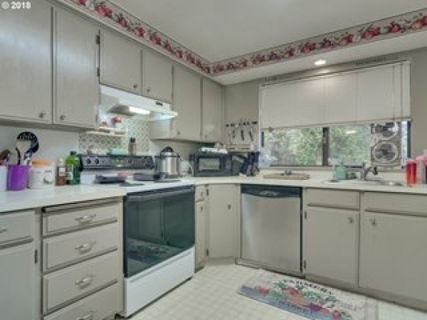 Listing Image #3 - Multi-family for sale at 10935 SW Garden Park Pl., Tigard OR 97223 Listing Image #3 - Multi-family for sale at 10935 SW Garden Park Pl., Tigard OR 97223