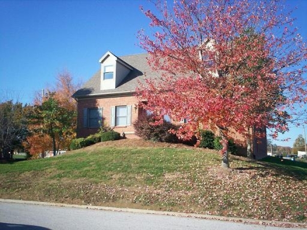 Listing Image #3 - Office for sale at 106 St James Court, Frankfort KY 40601