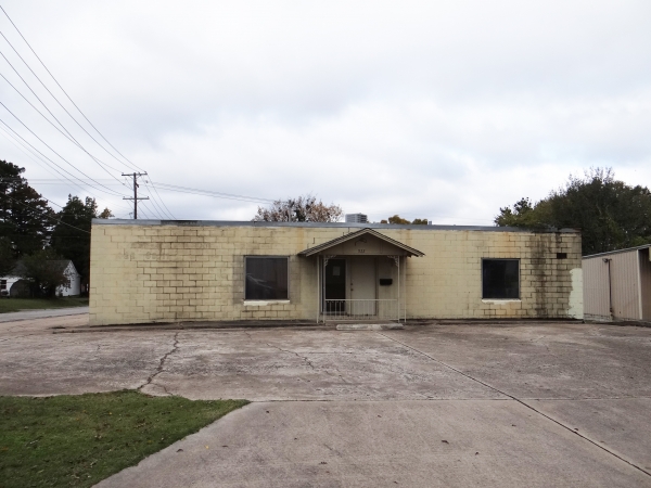 Listing Image #1 - Industrial for sale at 922 South 11th St, Fort Smith AR 72901