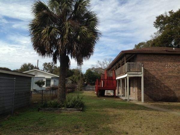 Listing Image #1 - Multi-family for sale at 1303 Lakewood Rd, Pensacola FL 32507
