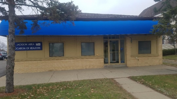 Listing Image #1 - Office for sale at 505 S JACKSON ST, Jackson MI 49203