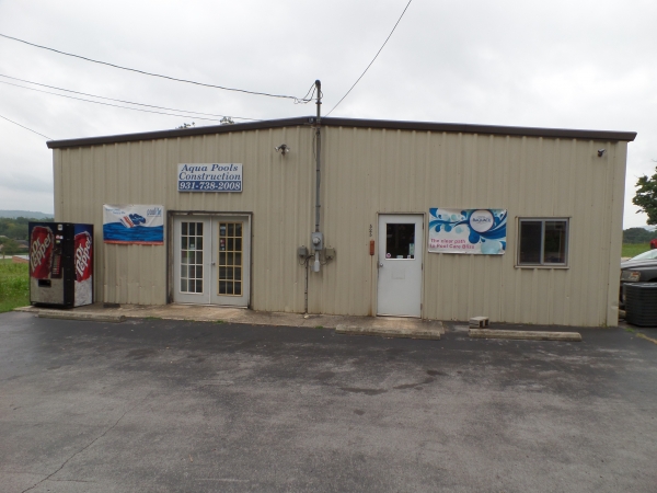 Listing Image #1 - Retail for sale at 525 Roosevelt Drive, Sparta TN 38583