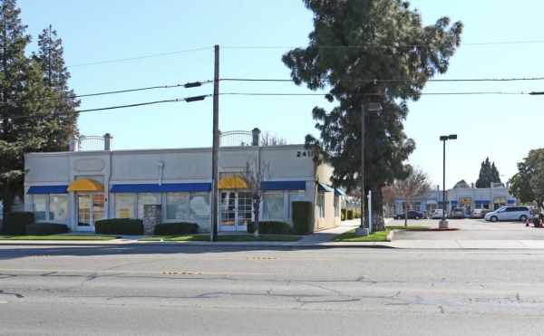 Listing Image #8 - Retail for sale at 241-249 W Pacheco Blvd, Los Banos CA 93635 Listing Image #8 - Retail for sale at 241-249 W Pacheco Blvd, Los Banos CA 93635