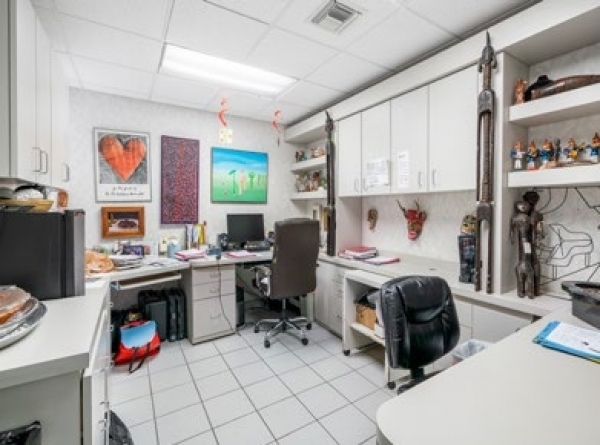 Listing Image #2 - Office for sale at 7707 N University Dr. #105-107, Tamarac FL 33321