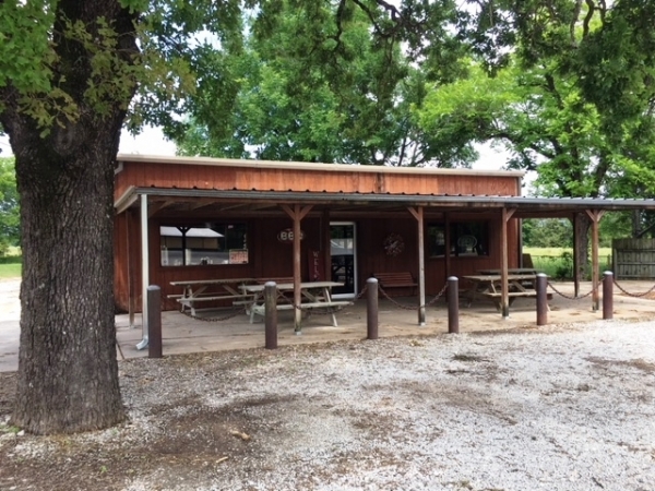 Listing Image #1 - Business for sale at 950 W Hwy 84, Teague TX 75860