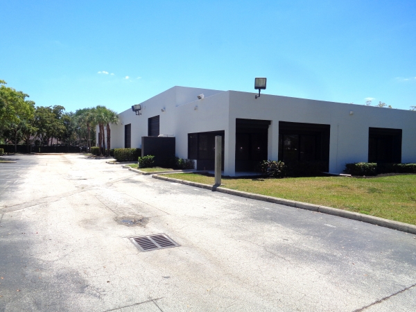 Listing Image #4 - Industrial for sale at 11840 NW 41st St, Coral Springs FL 33065