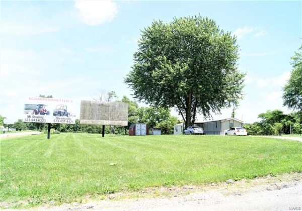 Listing Image #1 - Industrial for sale at 1426 W Hwy 50, Linn MO 65051