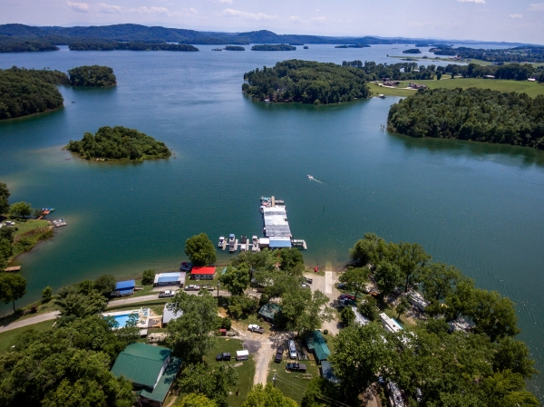 Listing Image #1 - Marina for sale at 1025 CardNal Cove, Rutledge TN 37861