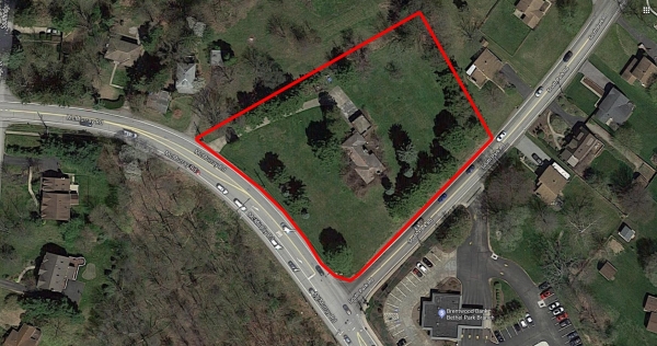 Listing Image #1 - Land for sale at 391 McMurray Road, Bethel Park PA 15102