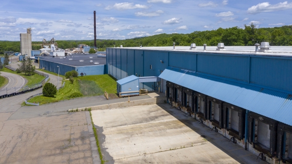 Listing Image #1 - Industrial for sale at 1220 Oak Hill Rd, Mountain Top PA 18707