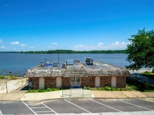Retail property for sale in Princeton, IA