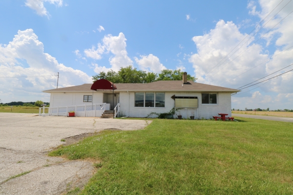 Listing Image #1 - Retail for sale at 6985 Bay Road, Saginaw MI 48604 Listing Image #1 - Retail for sale at 6985 Bay Road, Saginaw MI 48604