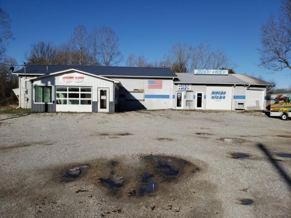 Listing Image #1 - Office for sale at 11893 Scott Hwy, Helenwood TN 37755 Listing Image #1 - Office for sale at 11893 Scott Hwy, Helenwood TN 37755