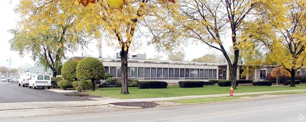 Listing Image #1 - Industrial for sale at 3000 Ridgeland Avenue, Berwyn IL 60402 Listing Image #1 - Industrial for sale at 3000 Ridgeland Avenue, Berwyn IL 60402