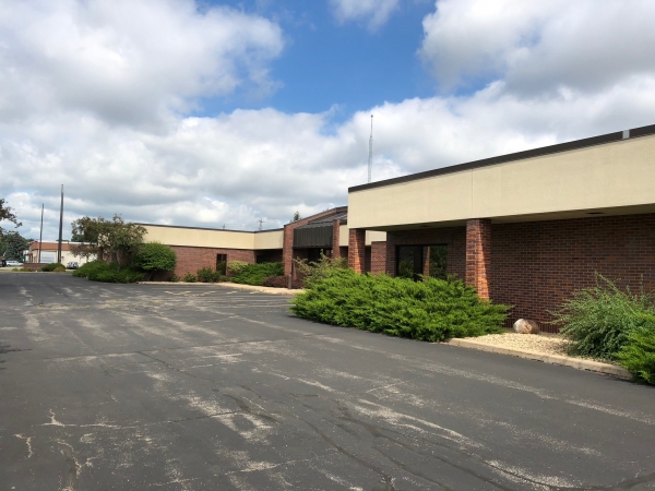 Listing Image #3 - Office for sale at 806 Valley Road, Menasha WI 54952 Listing Image #3 - Office for sale at 806 Valley Road, Menasha WI 54952