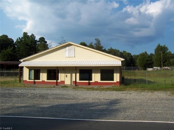 Listing Image #1 - Industrial for sale at 905 Wafford RD, Lexington NC 27292