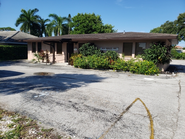 Listing Image #1 - Office for sale at 722 The Rialto, Venice FL 34285