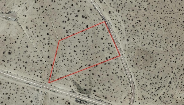 Listing Image #1 - Land for sale at Oglett Tree Ln, California City CA 93504