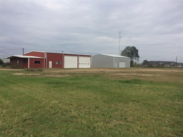 Listing Image #1 - Industrial for sale at 204 Glen Flora Dr, Eagle Lake TX 77434 Listing Image #1 - Industrial for sale at 204 Glen Flora Dr, Eagle Lake TX 77434