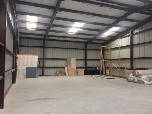 Listing Image #4 - Industrial for sale at 204 Glen Flora Dr, Eagle Lake TX 77434 Listing Image #4 - Industrial for sale at 204 Glen Flora Dr, Eagle Lake TX 77434