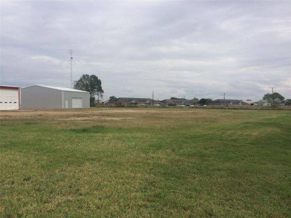 Listing Image #5 - Industrial for sale at 204 Glen Flora Dr, Eagle Lake TX 77434 Listing Image #5 - Industrial for sale at 204 Glen Flora Dr, Eagle Lake TX 77434