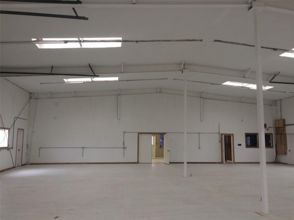 Listing Image #7 - Industrial for sale at 204 Glen Flora Dr, Eagle Lake TX 77434 Listing Image #7 - Industrial for sale at 204 Glen Flora Dr, Eagle Lake TX 77434
