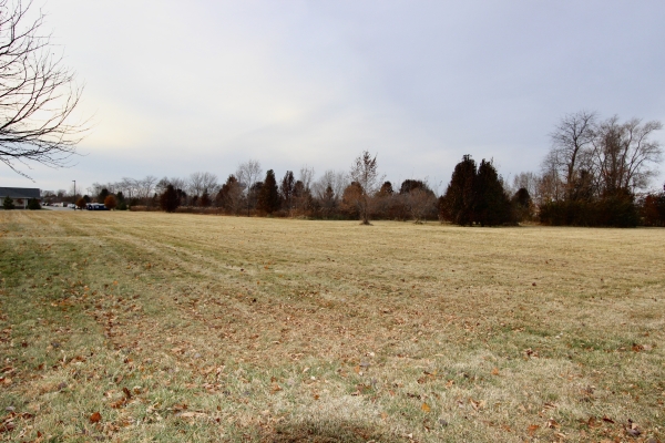 Listing Image #1 - Land for sale at 1180 Lakewood Dr., Morris IL 60450
