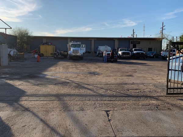 Listing Image #1 - Industrial for sale at 4010 S. 30th St., Phoenix AZ 85040