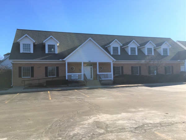 Listing Image #1 - Office for sale at 183 Heritage Drive, Crystal Lake IL 60014