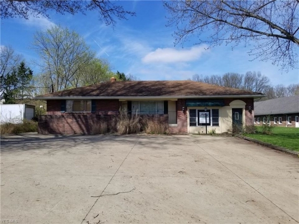 Listing Image #1 - Office for sale at 4858 Dover Center Rd, North Olmsted OH 44070 Listing Image #1 - Office for sale at 4858 Dover Center Rd, North Olmsted OH 44070