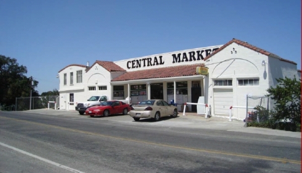 Listing Image #1 - Retail for sale at 14178 River Road, Walnut Grove CA 95690