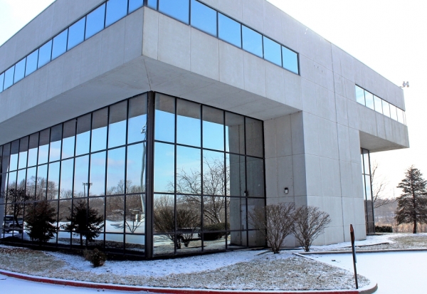 Listing Image #1 - Office for sale at 3445 S. Hwy 291, Independence MO 64057