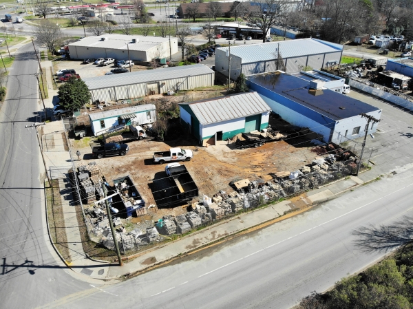 Listing Image #1 - Industrial for sale at 5322 Rozzelles Ferry Rd, Charlotte NC 28214