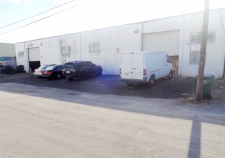 Listing Image #3 - Industrial for sale at 4431 NE 6th Ave, Oakland Park FL 33334