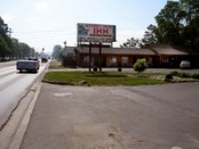Listing Image #1 - Hotel for sale at 894 Munson Avenue (US-31), Traverse City MI 49686