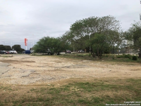 Listing Image #3 - Others for sale at 401 Roland Ave, San Antonio TX 78210