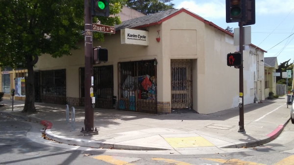 Listing Image #1 - Retail for sale at 2800 Telegraph Ave, Berkeley CA 94705