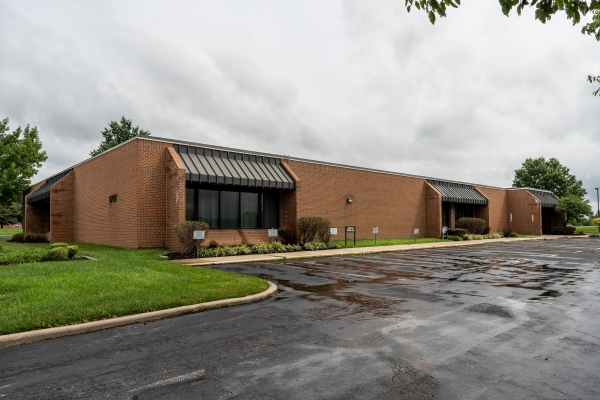 Listing Image #1 - Office for sale at 3717 S Whitney Ave, Independence MO 64055