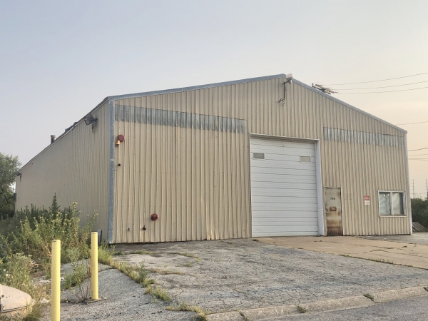 Listing Image #1 - Industrial for sale at 705 67th Street, Schererville IN 46375