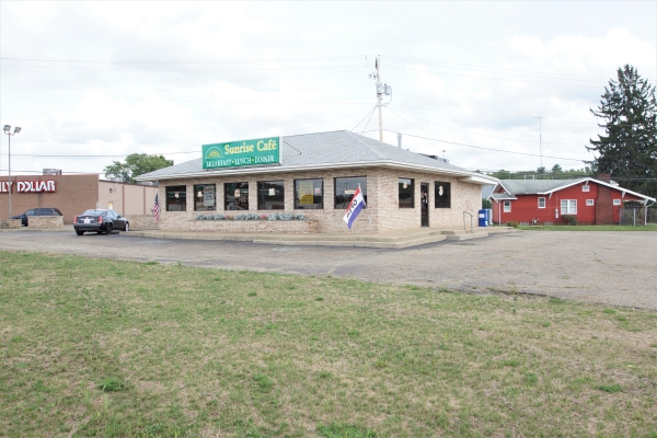 Listing Image #1 - Business for sale at 3020 Harrisburg Rd., Canton OH 44705