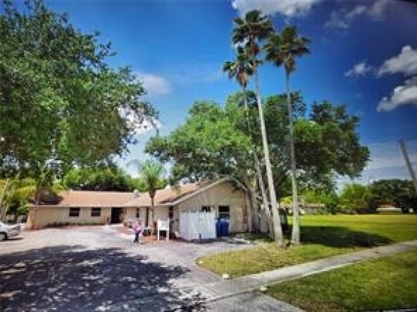 Listing Image #1 - Business for sale at 3621 NW 90th Ter, Sunrise FL 33351