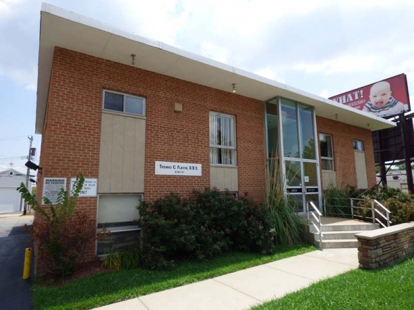 Listing Image #1 - Office for sale at 4224 Watson Road, St. Louis MO 63109