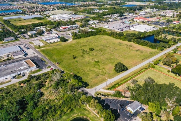 Listing Image #3 - Land for sale at 701 US Highway 41 N, Ruskin FL 33570